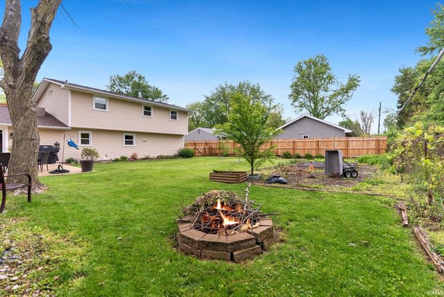 5323 Fernwood Avenue, Fort Wayne, IN 46809