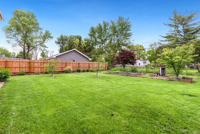 5323 Fernwood Avenue, Fort Wayne, IN 46809