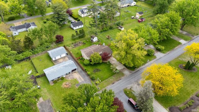 5323 Fernwood Avenue, Fort Wayne, IN 46809