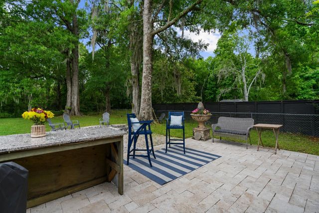 1027 Yorktown Drive, Charleston, SC 29412