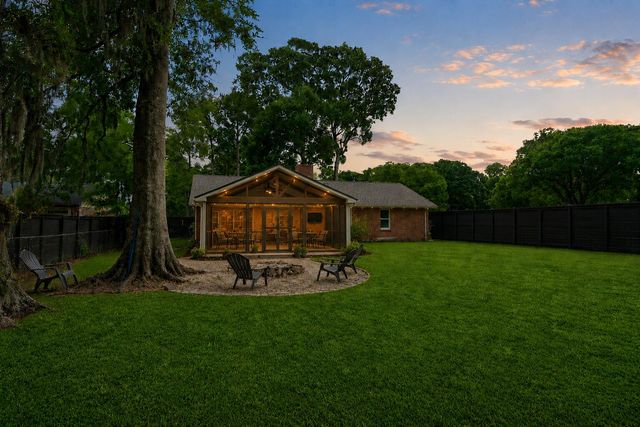 1027 Yorktown Drive, Charleston, SC 29412