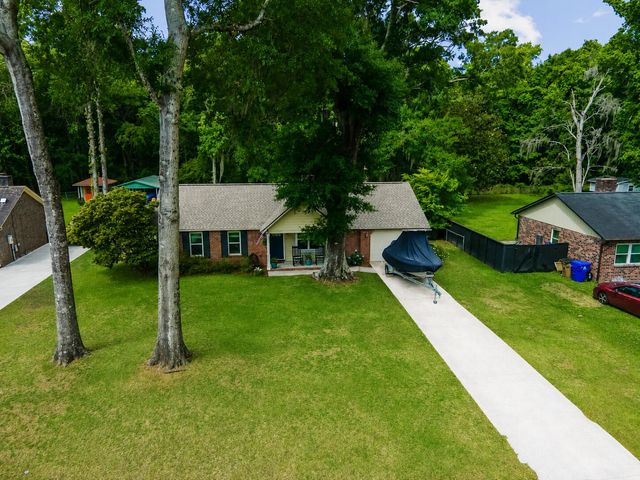1027 Yorktown Drive, Charleston, SC 29412