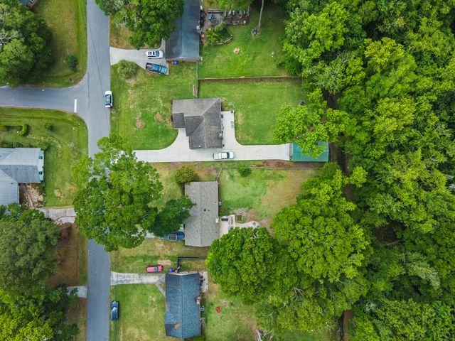 1027 Yorktown Drive, Charleston, SC 29412