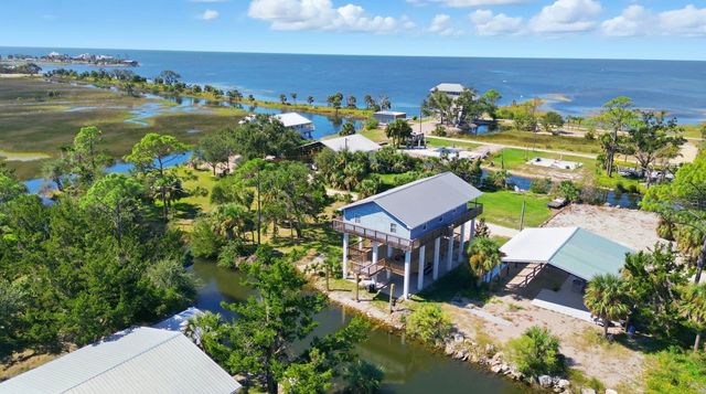 21498 Widgeon Road, Perry, FL 32348