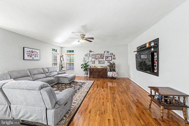 113 DELAWARE AVE, Egg Harbor Township, NJ 08234