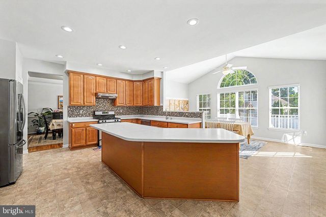 113 DELAWARE AVE, Egg Harbor Township, NJ 08234