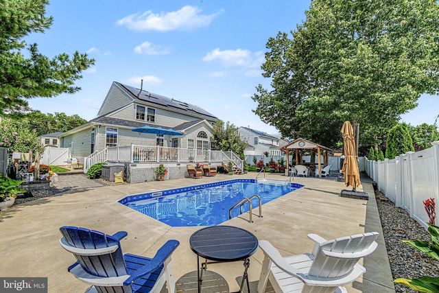 113 DELAWARE AVE, Egg Harbor Township, NJ 08234