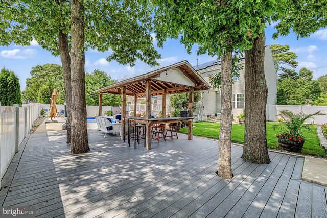 113 DELAWARE AVE, Egg Harbor Township, NJ 08234