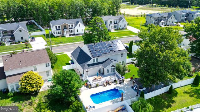 113 DELAWARE AVE, Egg Harbor Township, NJ 08234