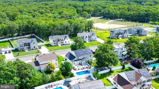 113 DELAWARE AVE, Egg Harbor Township, NJ 08234