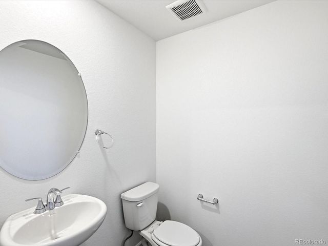 6545 N Nepal Street, Aurora, CO 80019