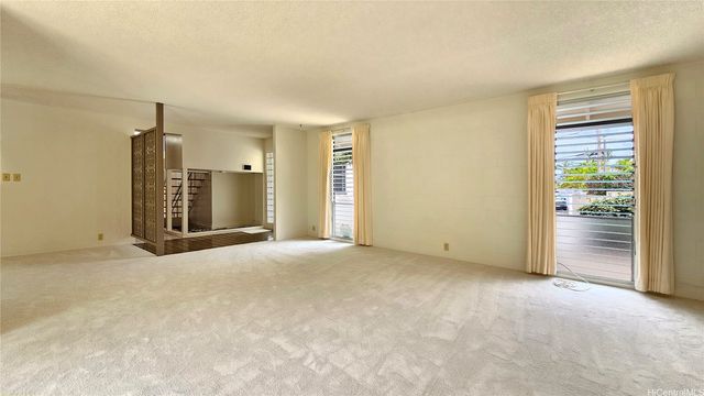 970 Apokula Place, Kailua, HI 96734