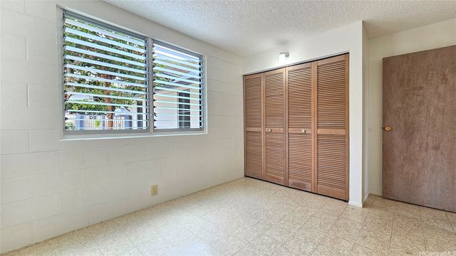 970 Apokula Place, Kailua, HI 96734