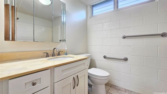 970 Apokula Place, Kailua, HI 96734