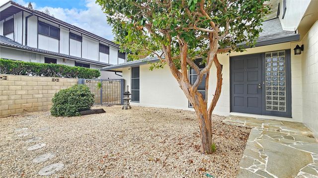 970 Apokula Place, Kailua, HI 96734