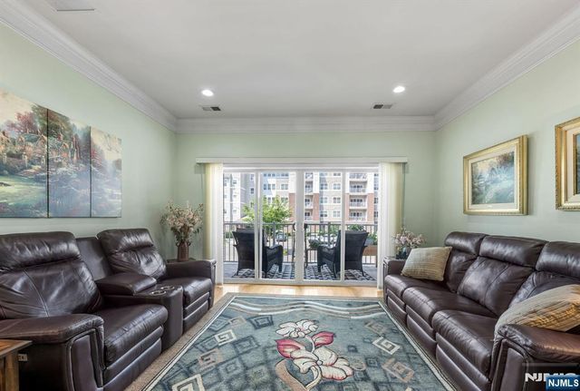 3116 Warrens Way, Wanaque, NJ 07465