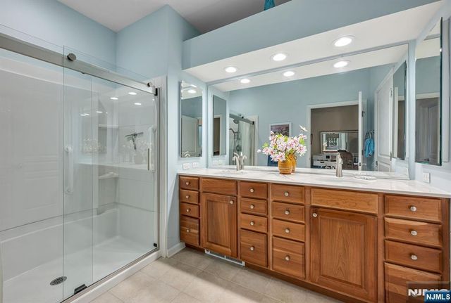 3116 Warrens Way, Wanaque, NJ 07465
