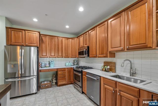 3116 Warrens Way, Wanaque, NJ 07465