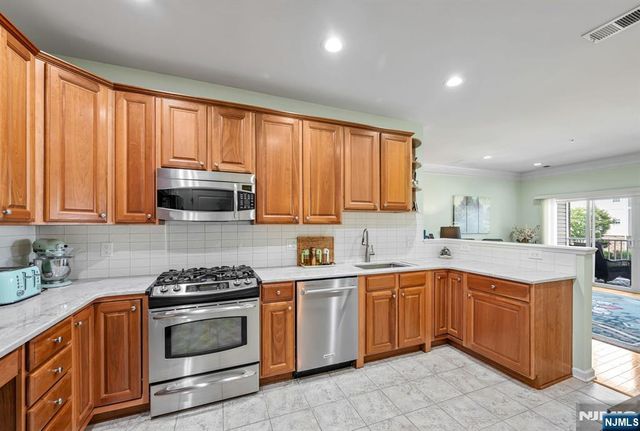 3116 Warrens Way, Wanaque, NJ 07465