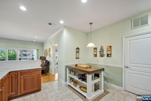 3116 Warrens Way, Wanaque, NJ 07465