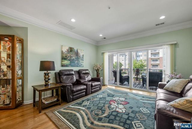 3116 Warrens Way, Wanaque, NJ 07465