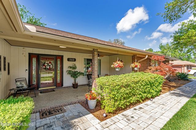 752 CAMERON Drive, Orange Park, FL 32073