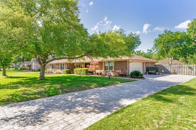 752 CAMERON Drive, Orange Park, FL 32073