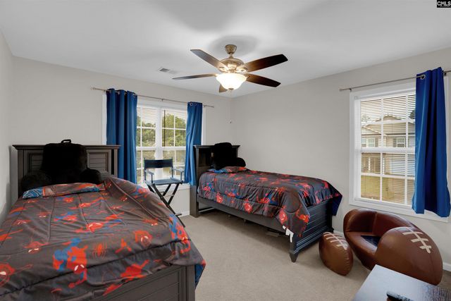 946 FARNSWORTH Drive, Hopkins, SC 29061