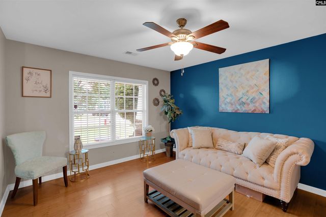 946 FARNSWORTH Drive, Hopkins, SC 29061