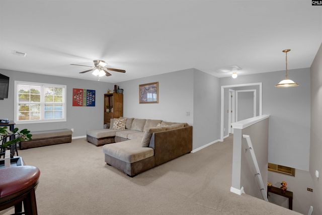 946 FARNSWORTH Drive, Hopkins, SC 29061