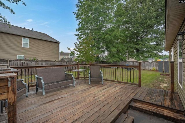 946 FARNSWORTH Drive, Hopkins, SC 29061