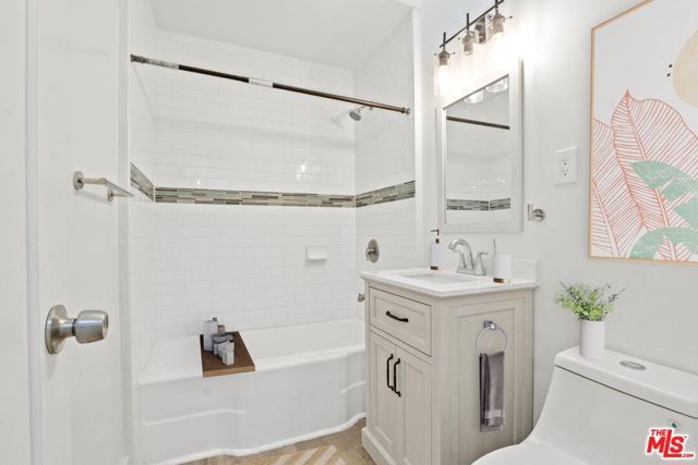 6064 Atlantic Avenue, Long Beach, CA 90805