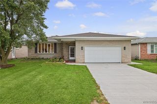 87 North Transit Hill Drive, Cheektowaga, NY 14043