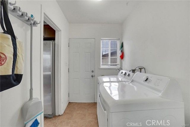 1303 E Kingsley Avenue, Pomona, CA 91767