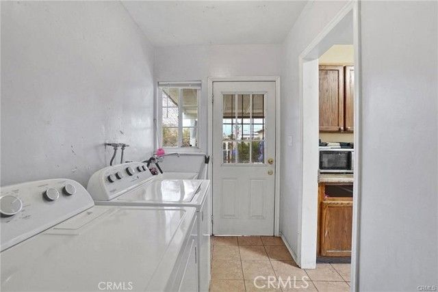 1303 E Kingsley Avenue, Pomona, CA 91767