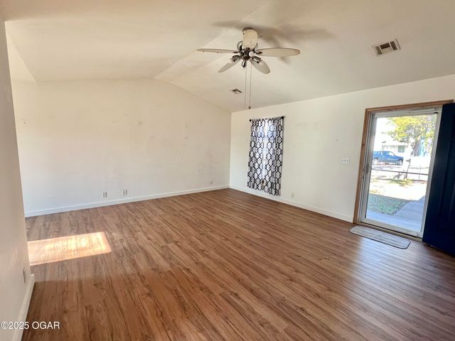 1626 W 3rd Street, Joplin, MO 64801