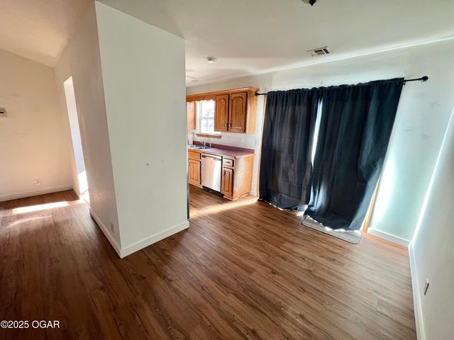 1626 W 3rd Street, Joplin, MO 64801