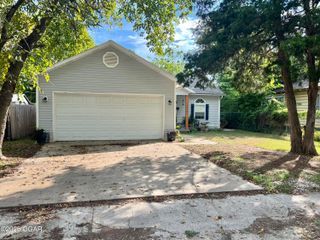 1626 W 3rd Street, Joplin, MO 64801