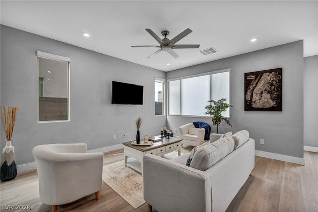 3186 Lumassina Way, Henderson, NV 89044