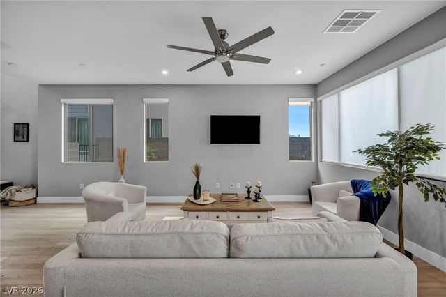 3186 Lumassina Way, Henderson, NV 89044