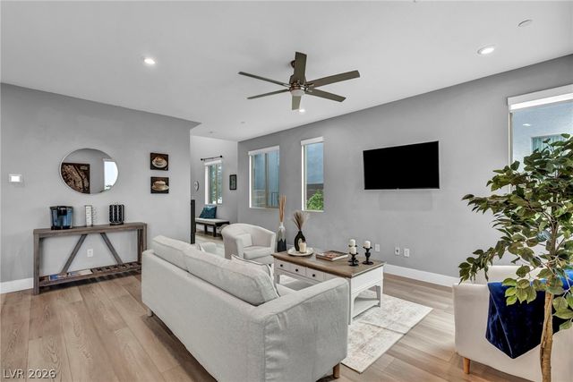 3186 Lumassina Way, Henderson, NV 89044