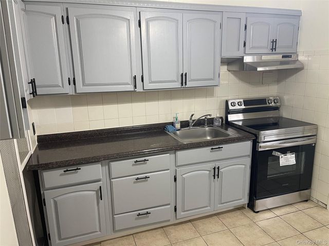 664 Bryant Street, Westbury, NY 11590