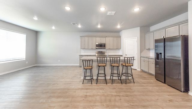 703 E 17th Street, Wolfforth, TX 79382