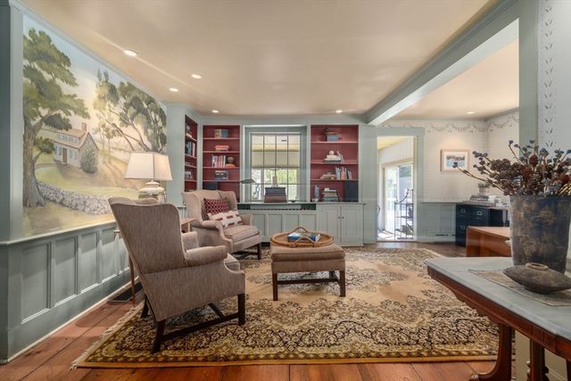 215 Washington Street, Sherborn, MA 01770