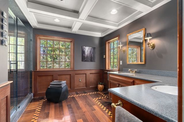 215 Washington Street, Sherborn, MA 01770