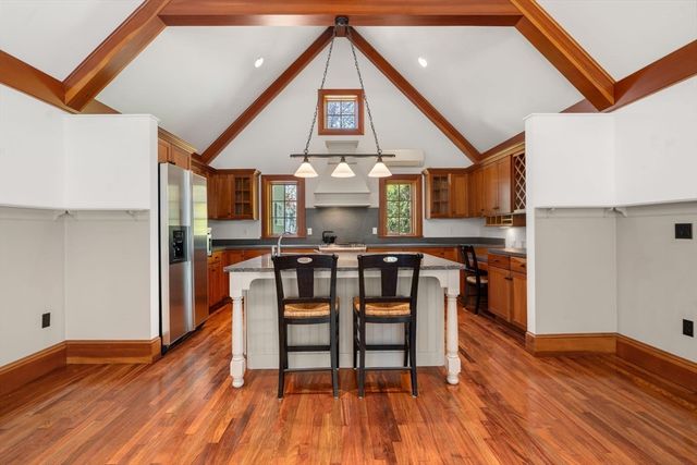 215 Washington Street, Sherborn, MA 01770