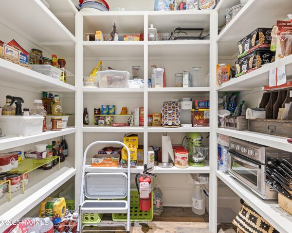 1002 The Lake Drive, Broussard, LA 70518