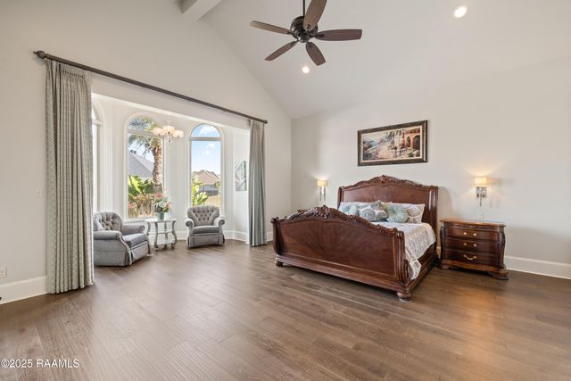 1002 The Lake Drive, Broussard, LA 70518