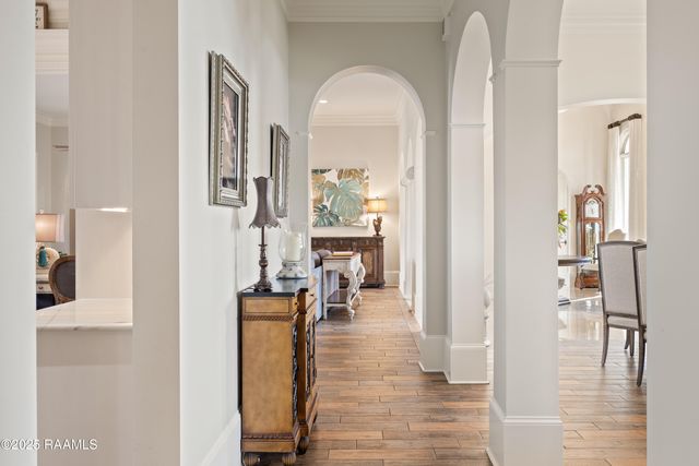 1002 The Lake Drive, Broussard, LA 70518