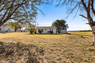 709 Old Rosenthal Road, Lorena, TX 76655